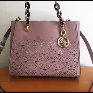 MK tote bag in the color Sofia medium 
Brand New